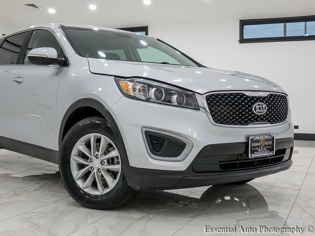 2017 Kia Sorento L - Photo 2