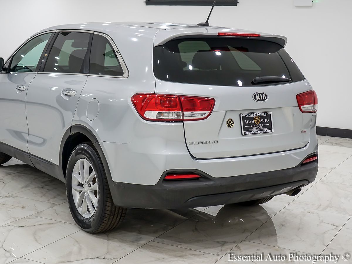 2017 Kia Sorento L - Photo 9