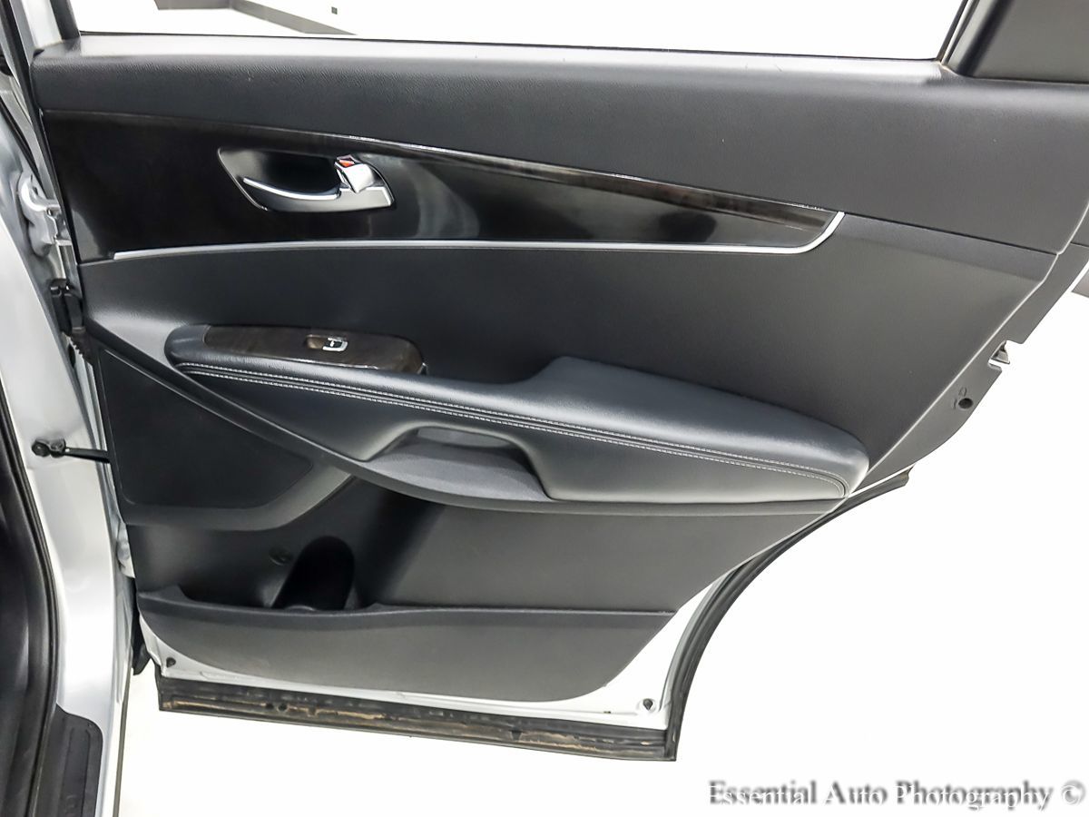 2017 Kia Sorento L - Photo 27