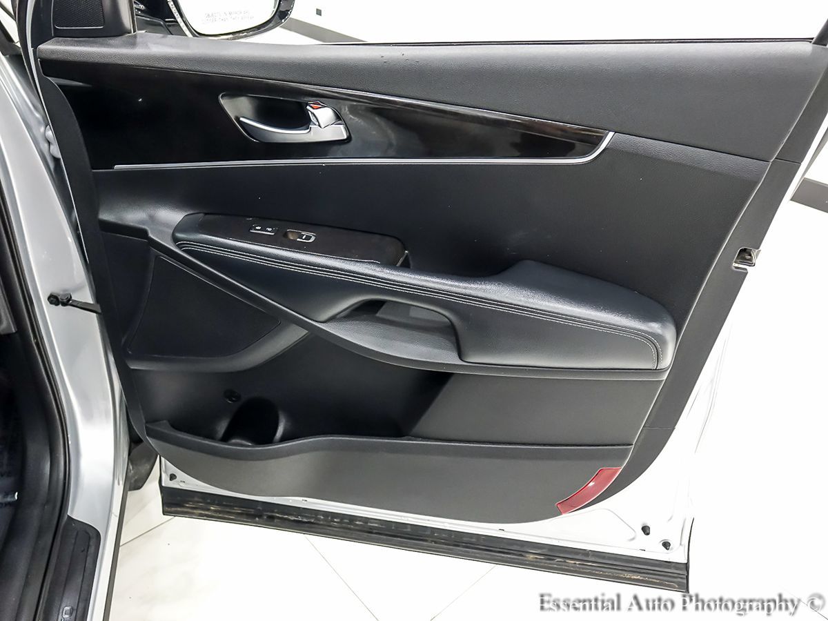 2017 Kia Sorento L - Photo 29