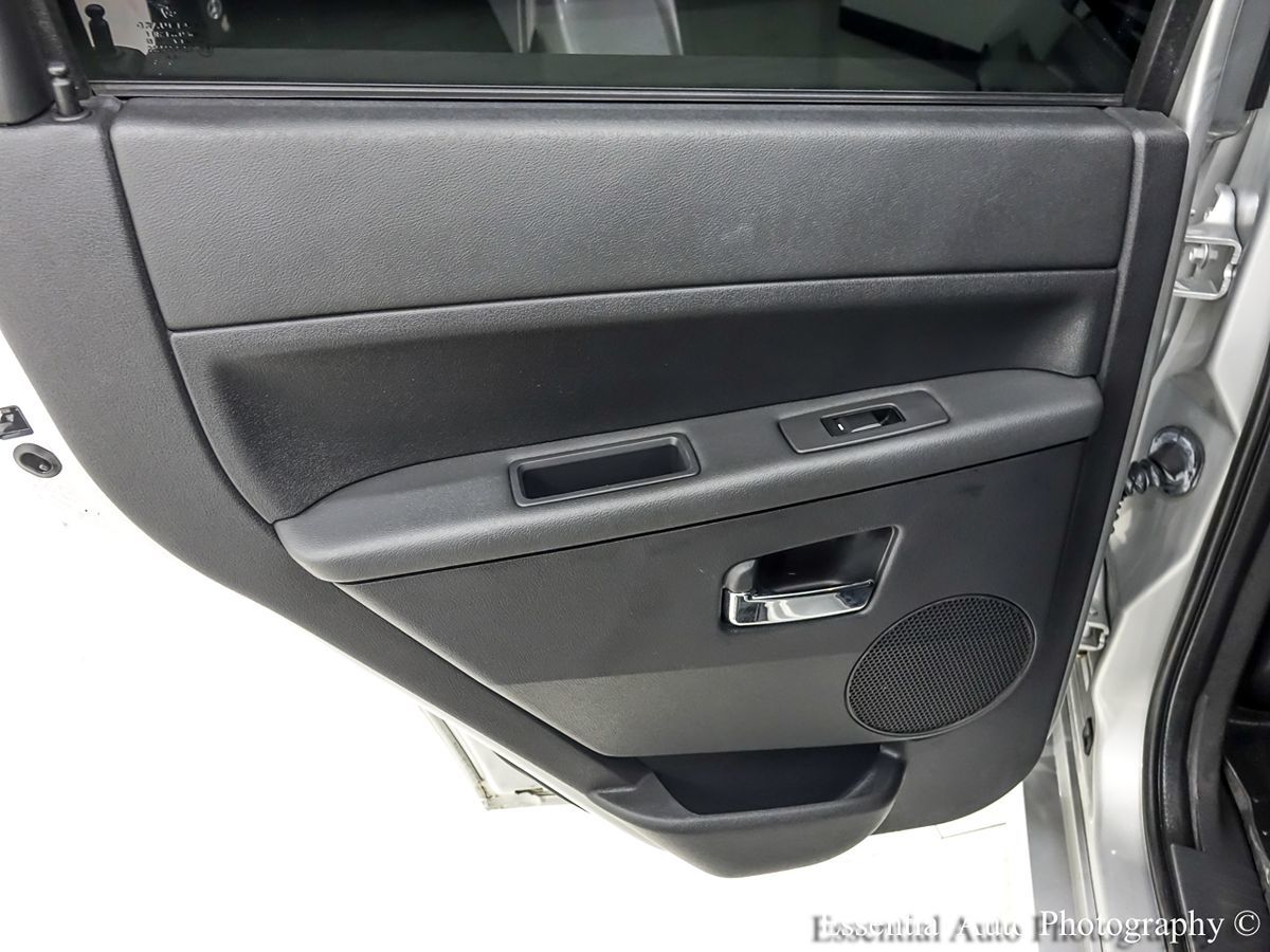 Photo 27 of this Jeep Grand Cherokee