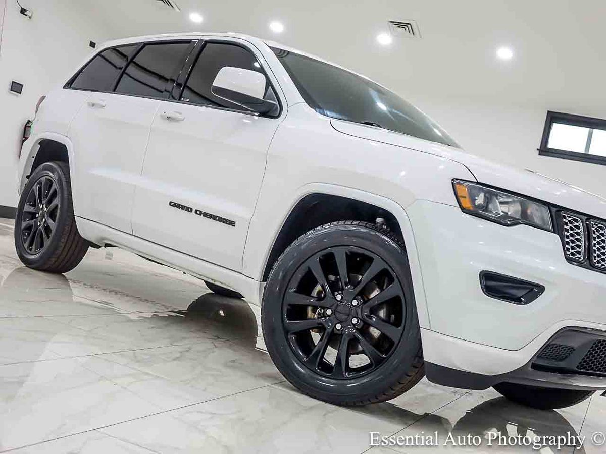 Photo 4 of this Jeep Grand Cherokee
