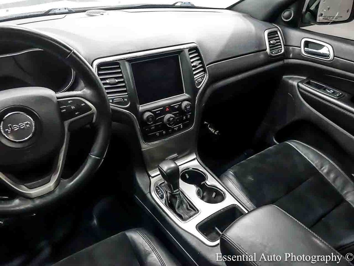 Photo 17 of this Jeep Grand Cherokee