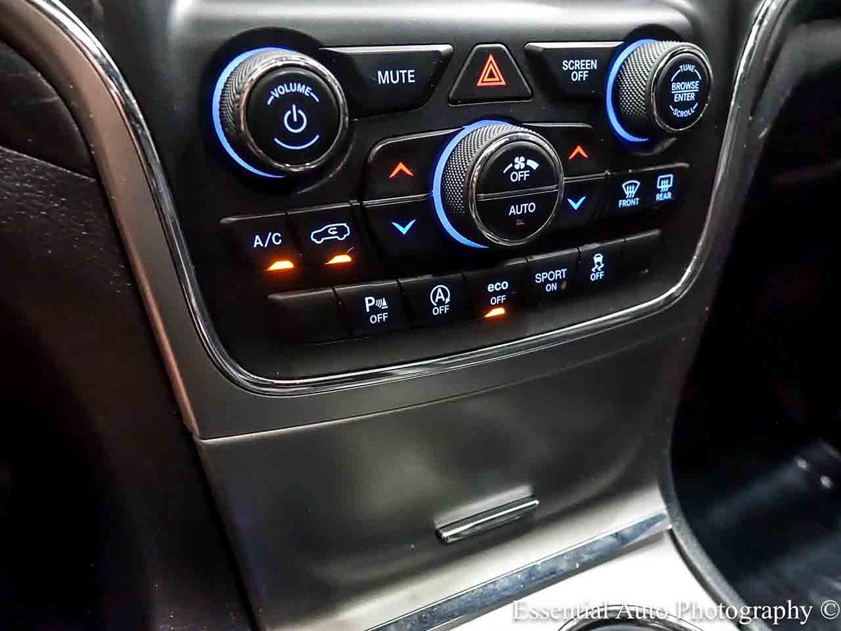 Photo 24 of this Jeep Grand Cherokee