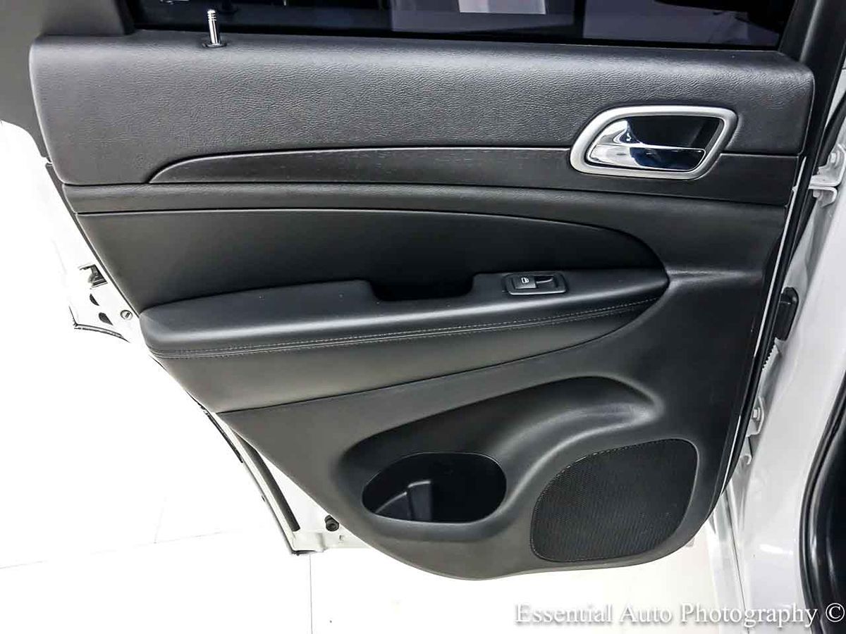 Photo 27 of this Jeep Grand Cherokee