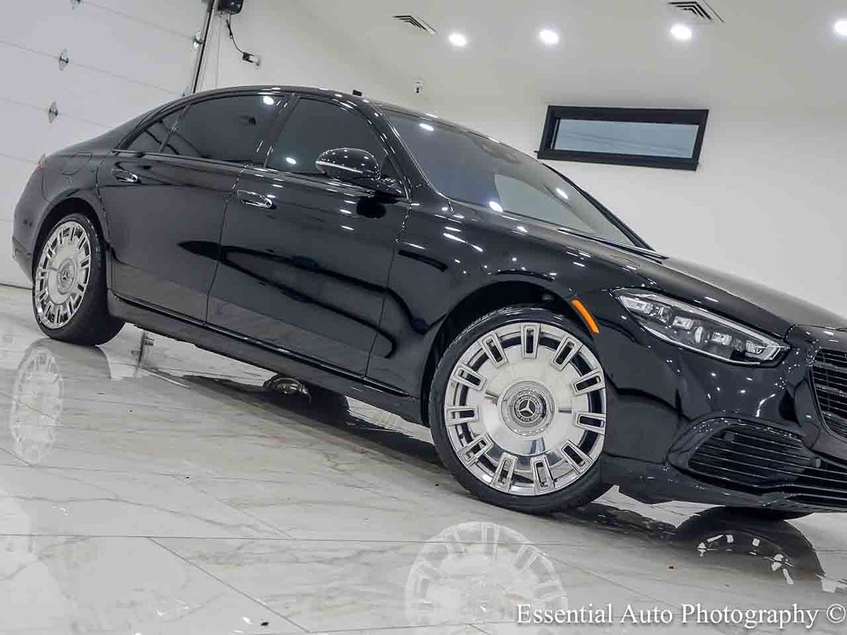 Photo 4 of this Mercedes-Benz S 580