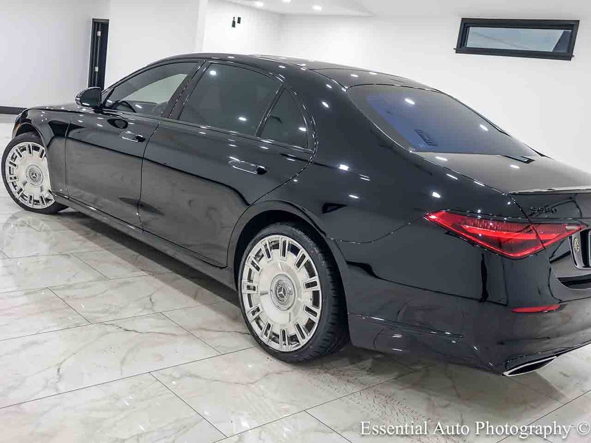 Photo 10 of this Mercedes-Benz S 580