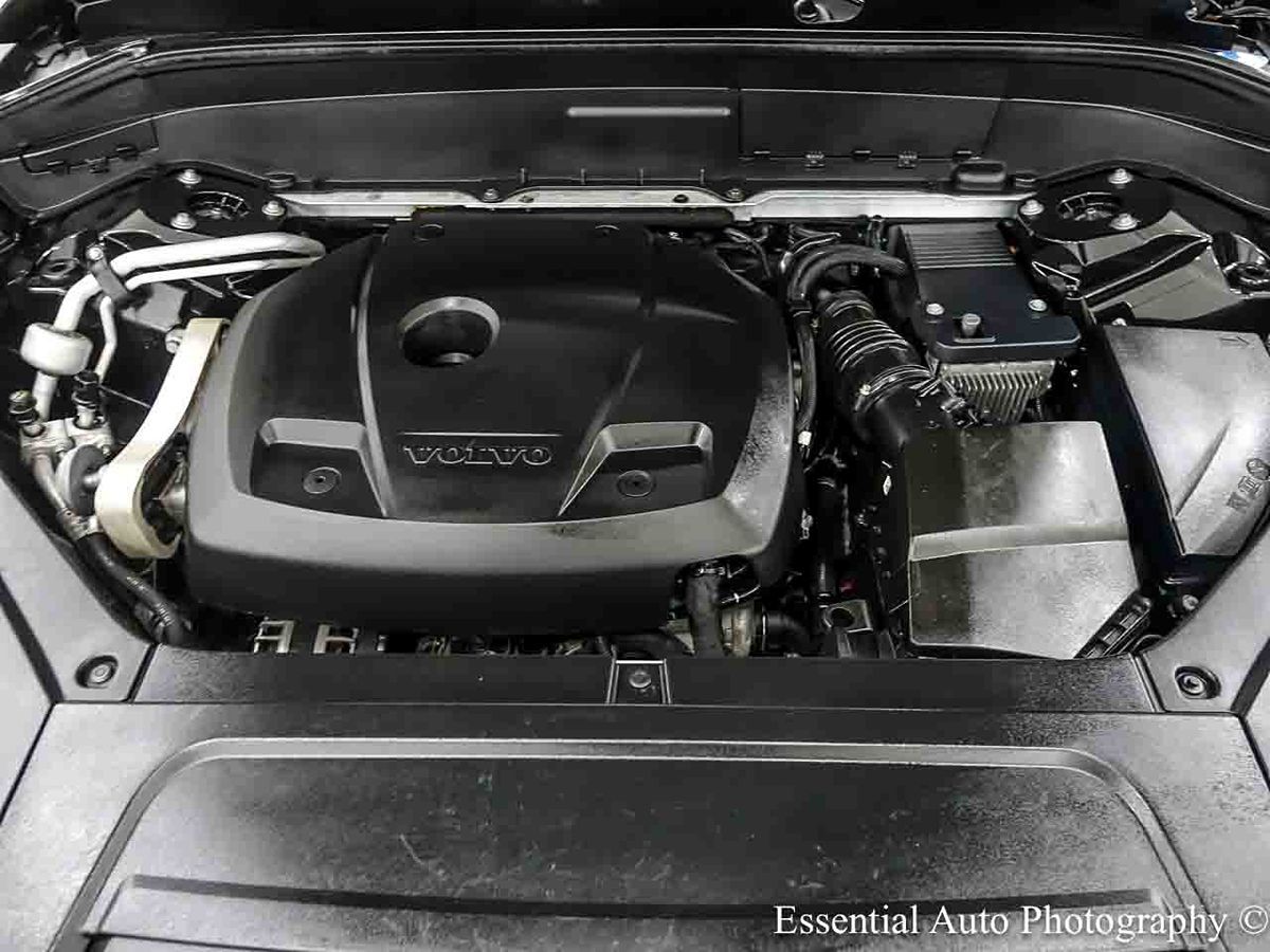 Photo 35 of this Volvo XC90