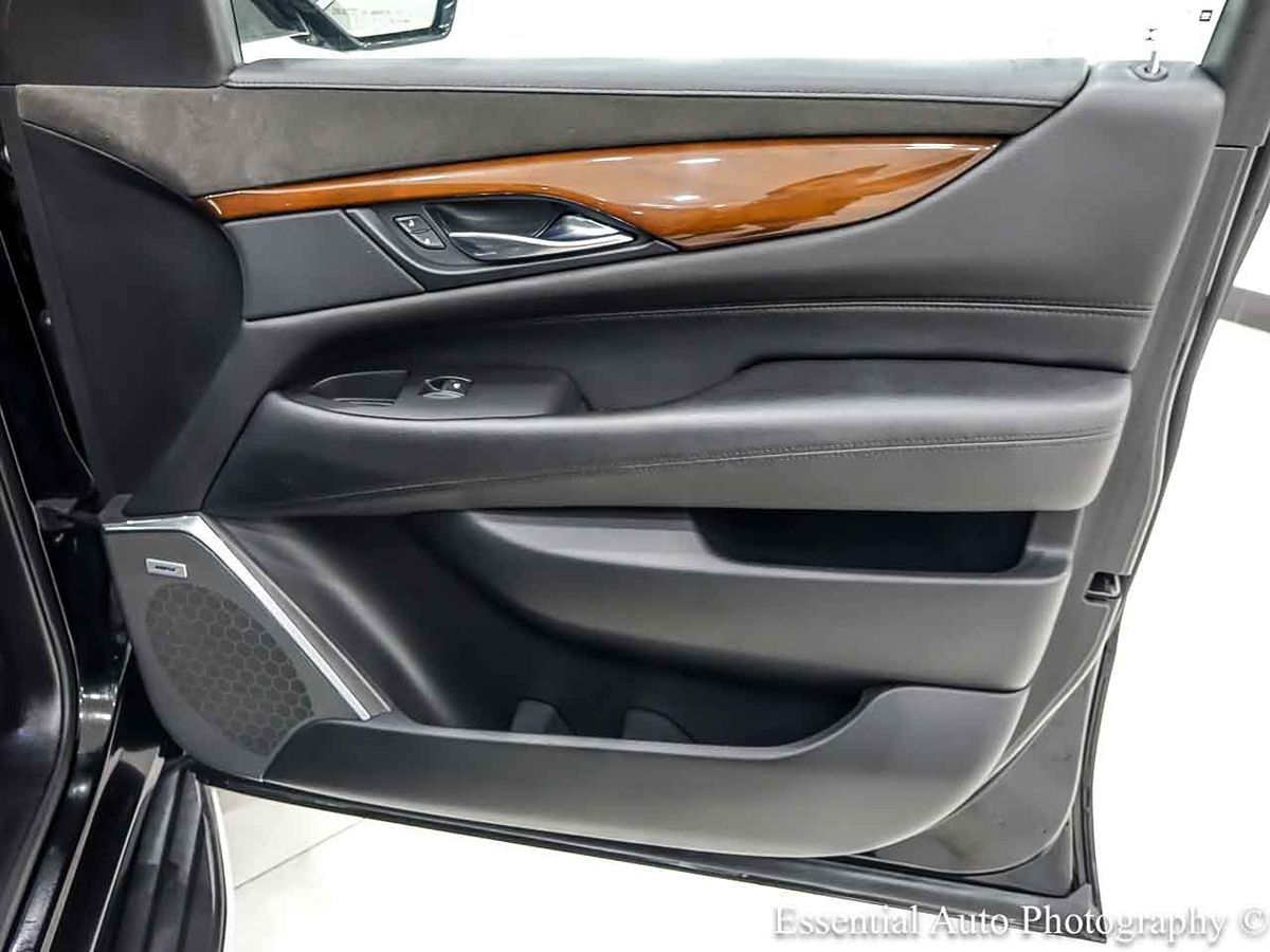 Photo 36 of this Cadillac Escalade