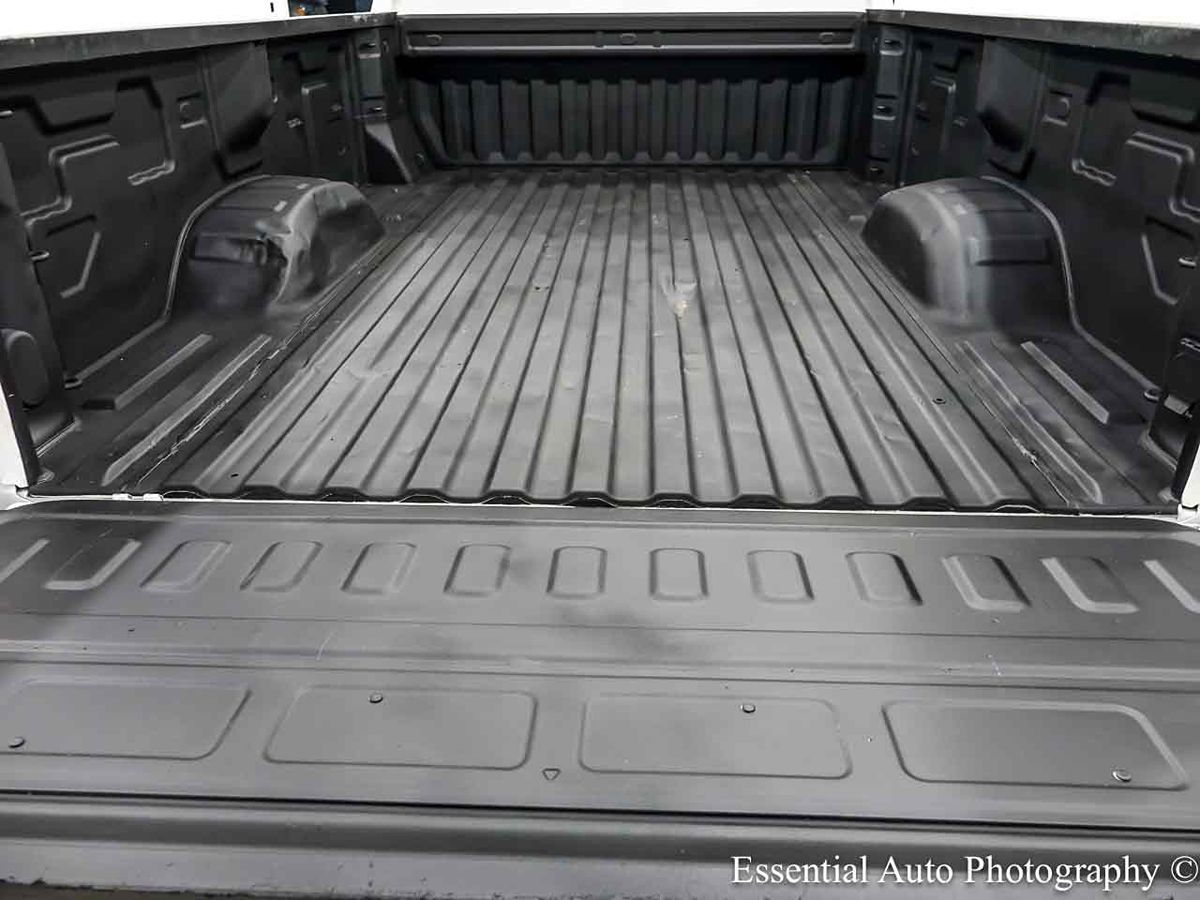 Photo 25 of this Chevrolet Silverado 2500HD