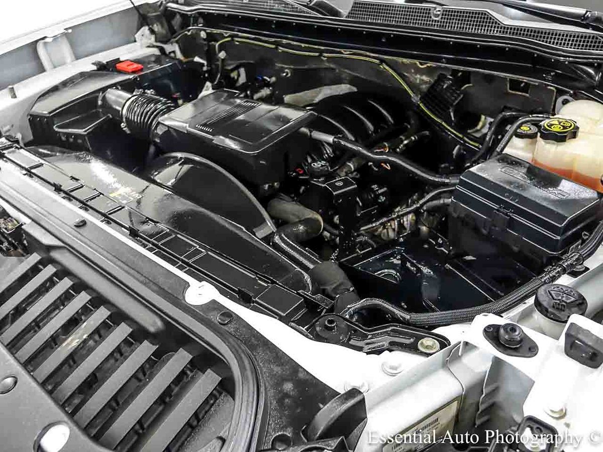 Photo 31 of this Chevrolet Silverado 2500HD