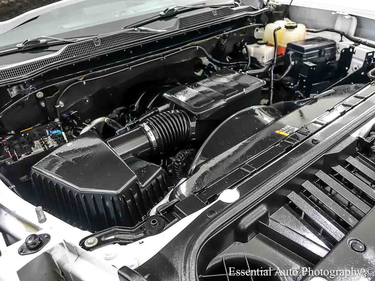 Photo 29 of this Chevrolet Silverado 2500HD
