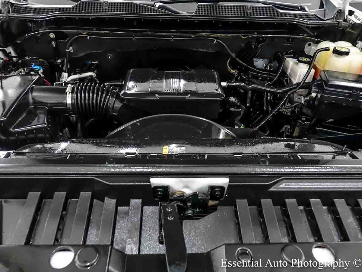 Photo 30 of this Chevrolet Silverado 2500HD