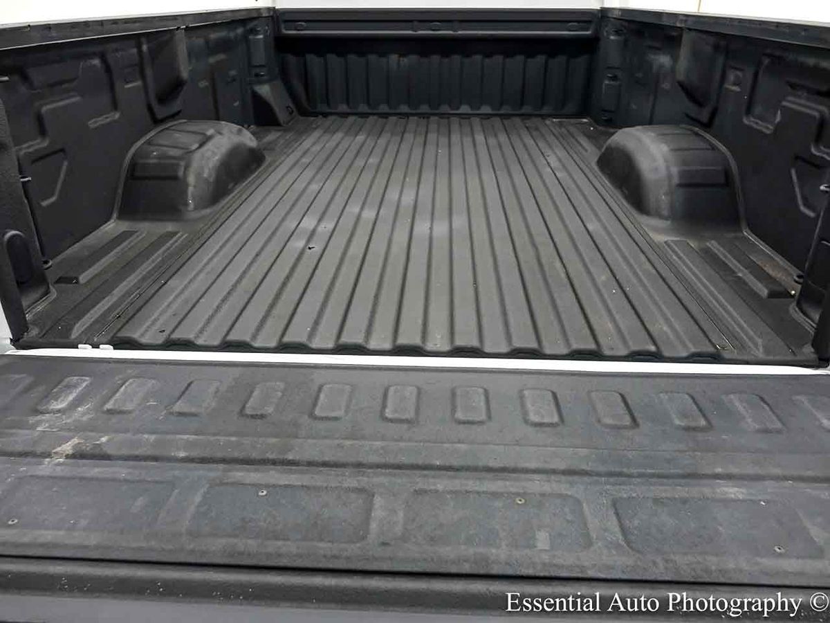 Photo 25 of this Chevrolet Silverado 2500HD