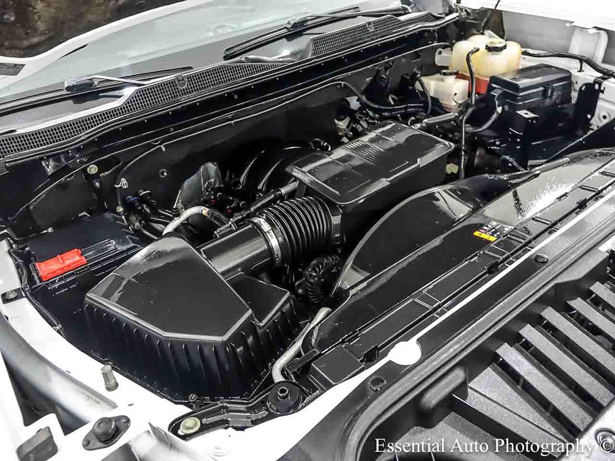Photo 29 of this Chevrolet Silverado 2500HD