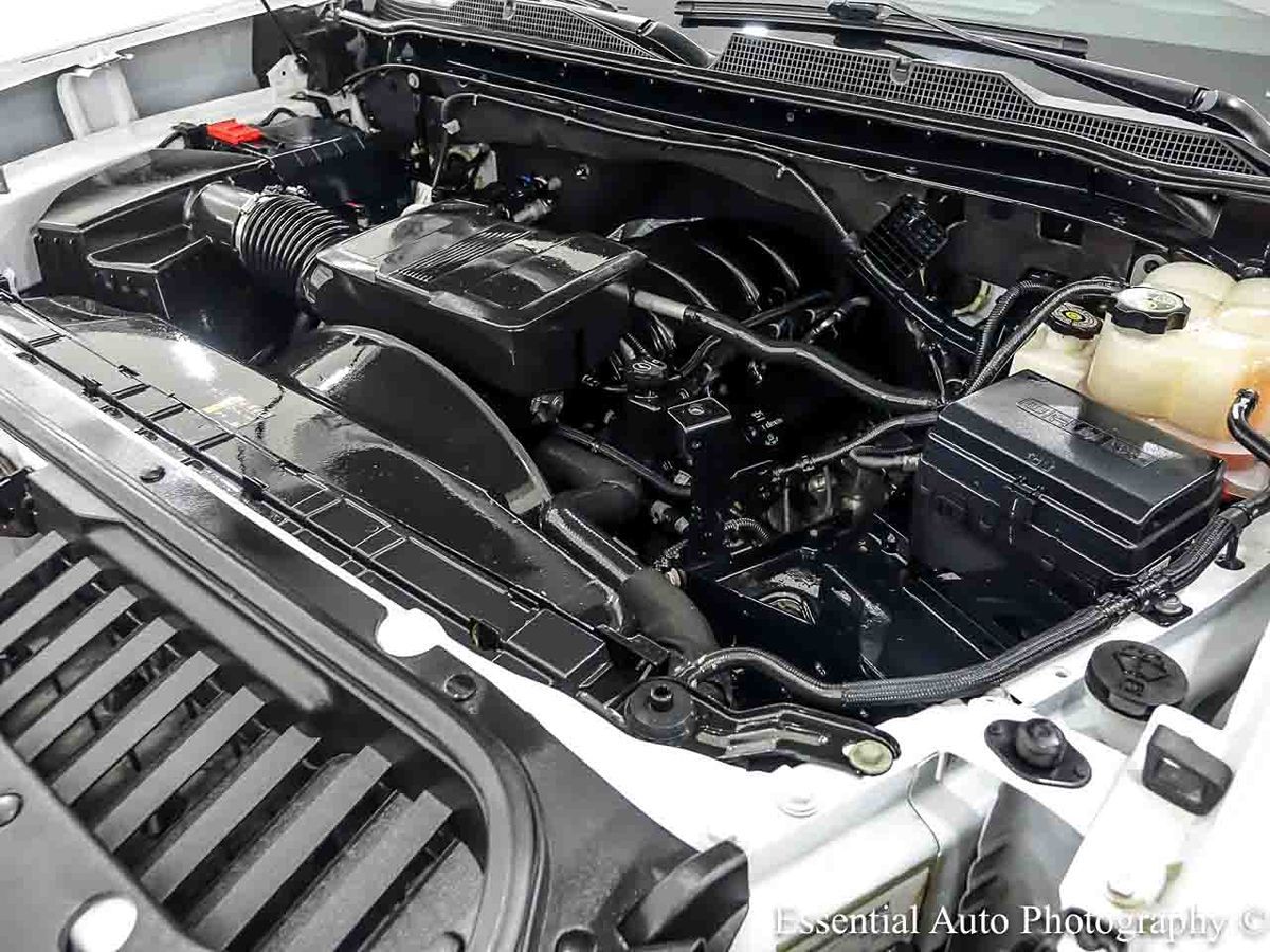 Photo 31 of this Chevrolet Silverado 2500HD
