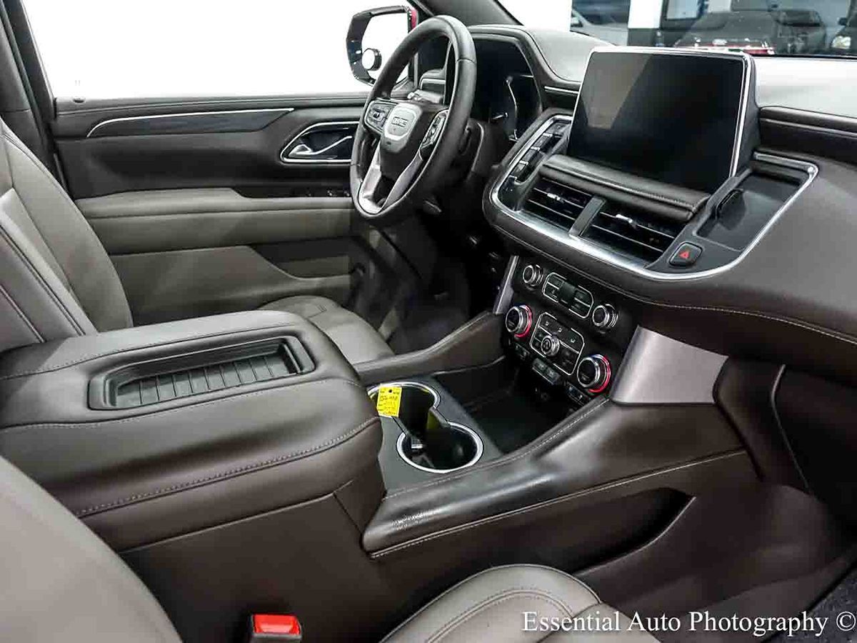 Photo 33 of this GMC Yukon