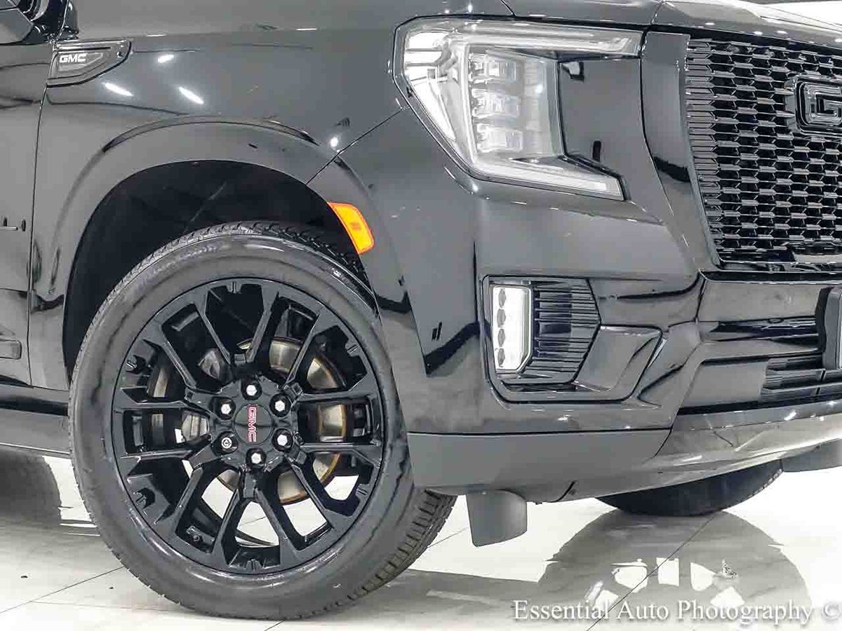 Photo 3 of this GMC Yukon XL