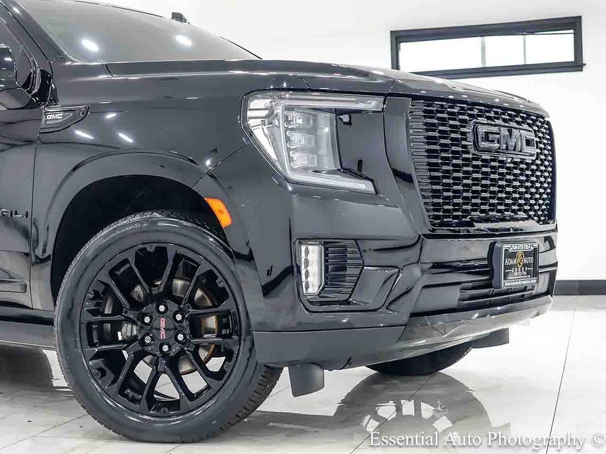 Photo 2 of this GMC Yukon XL