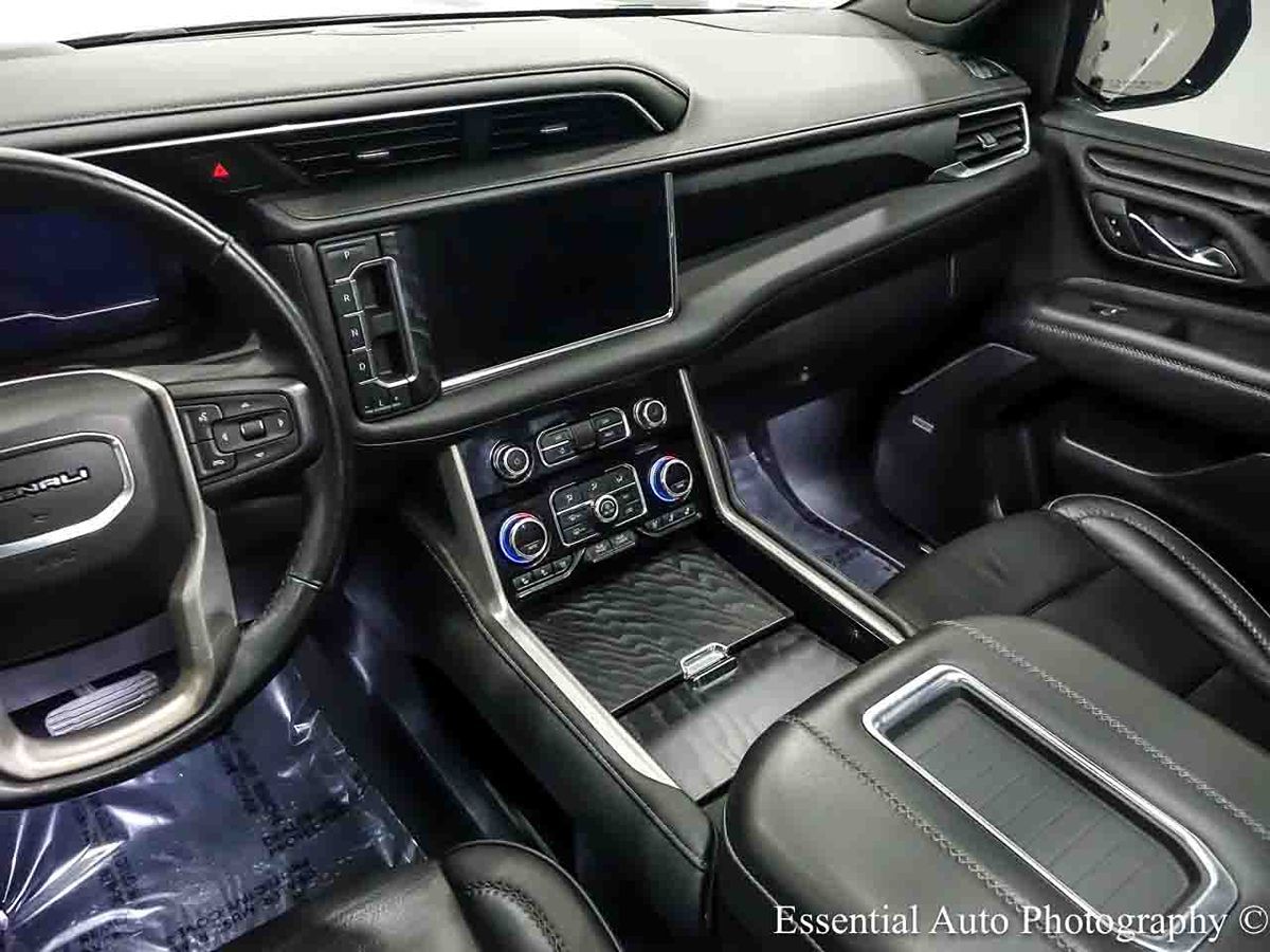 Photo 18 of this GMC Yukon XL