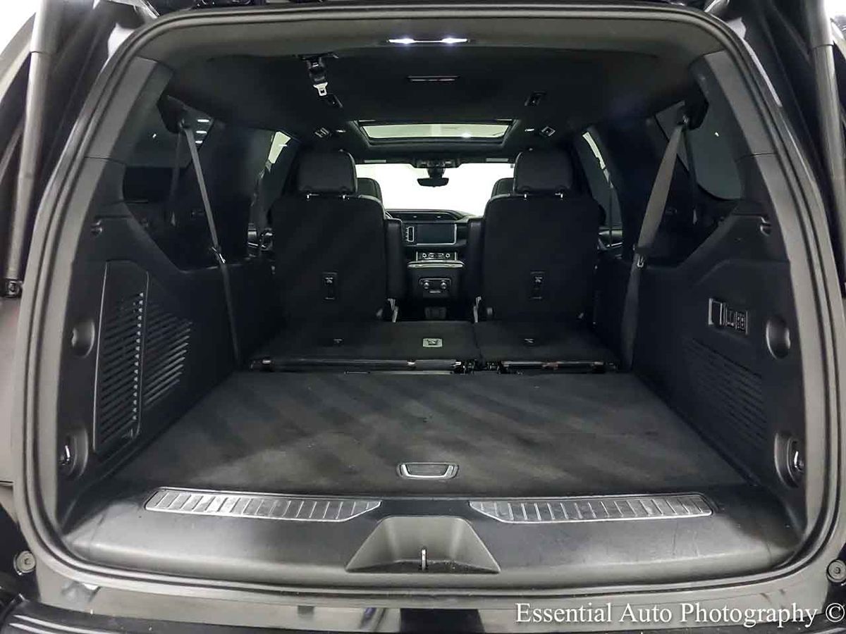 Photo 33 of this GMC Yukon XL