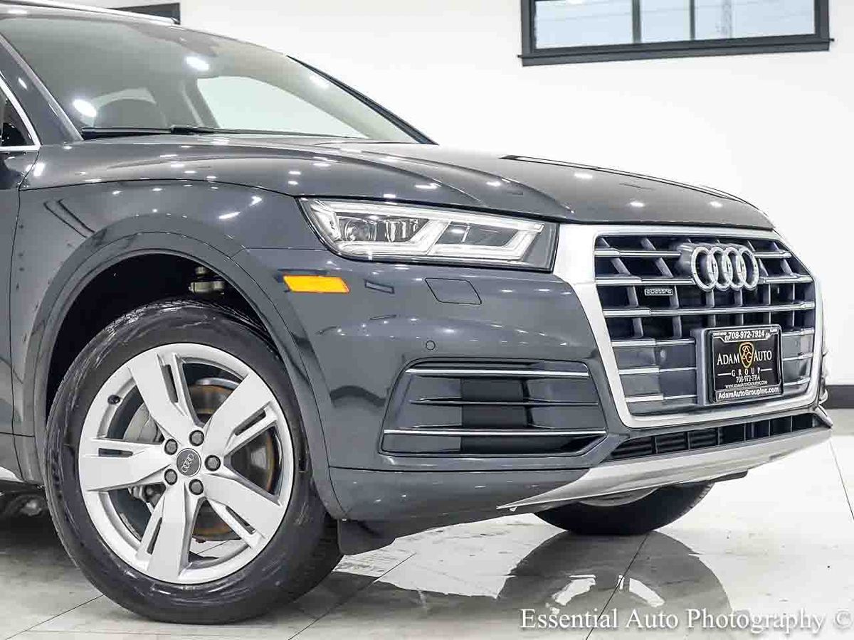 Photo 2 of this Audi Q5
