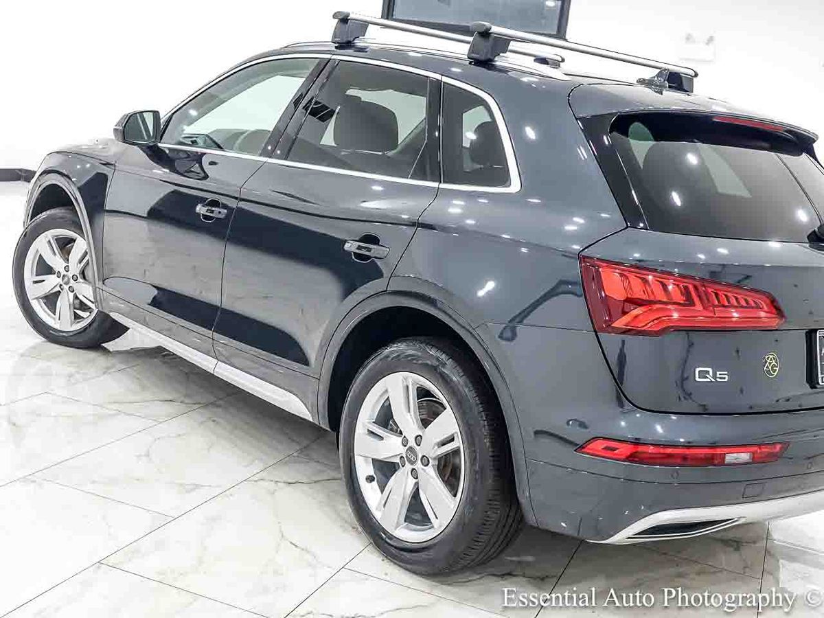 Photo 10 of this Audi Q5