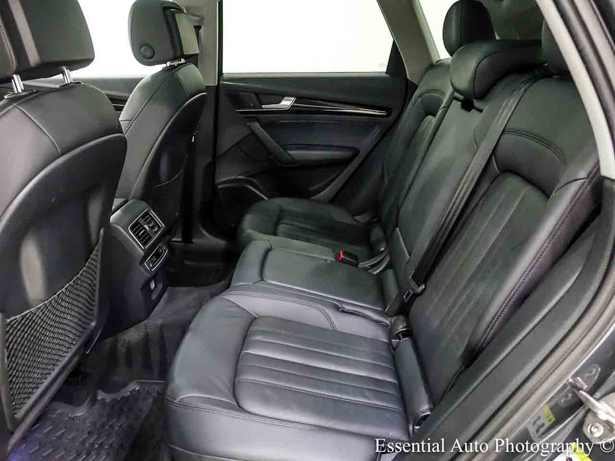 Photo 14 of this Audi Q5
