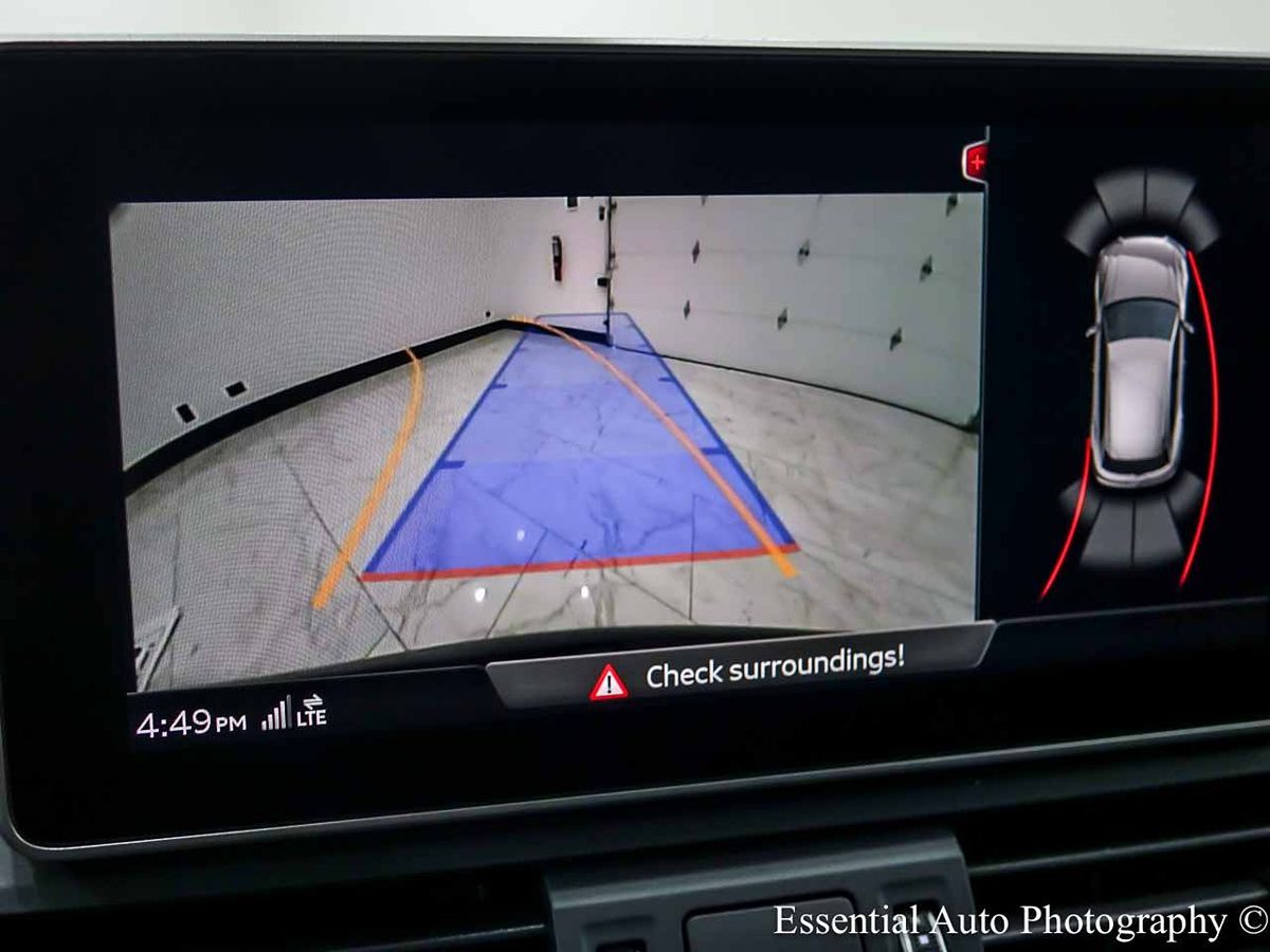 Photo 22 of this Audi Q5