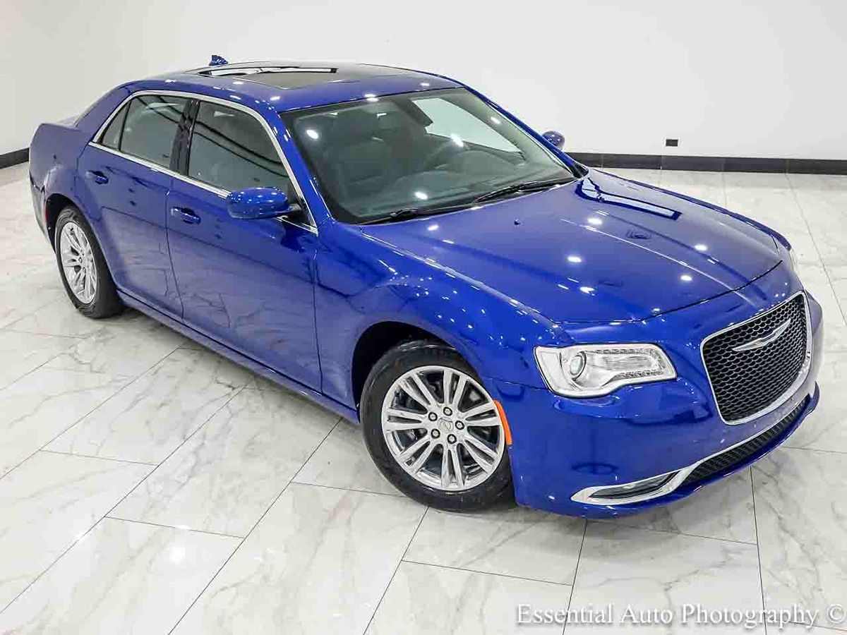 Photo 5 of this Chrysler 300