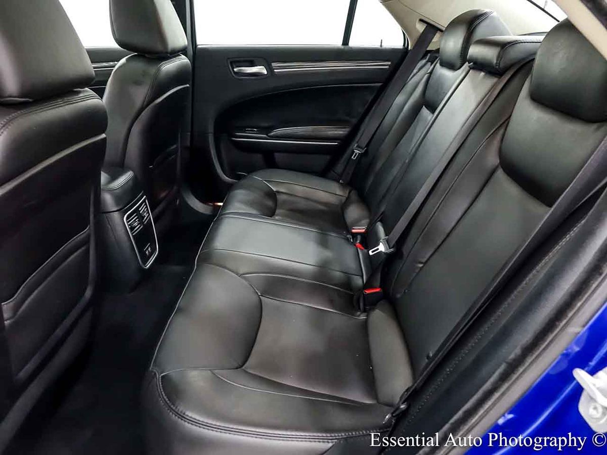 Photo 14 of this Chrysler 300