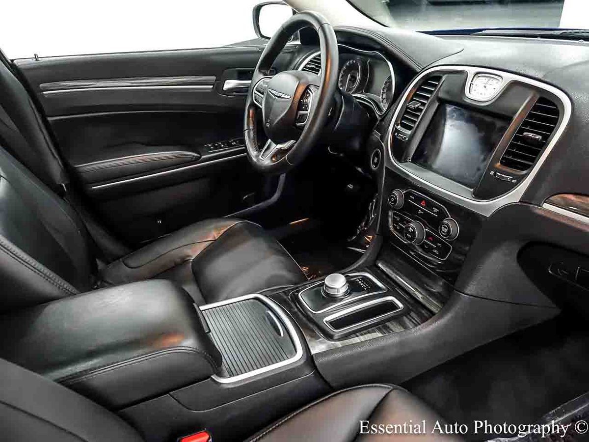 Photo 32 of this Chrysler 300