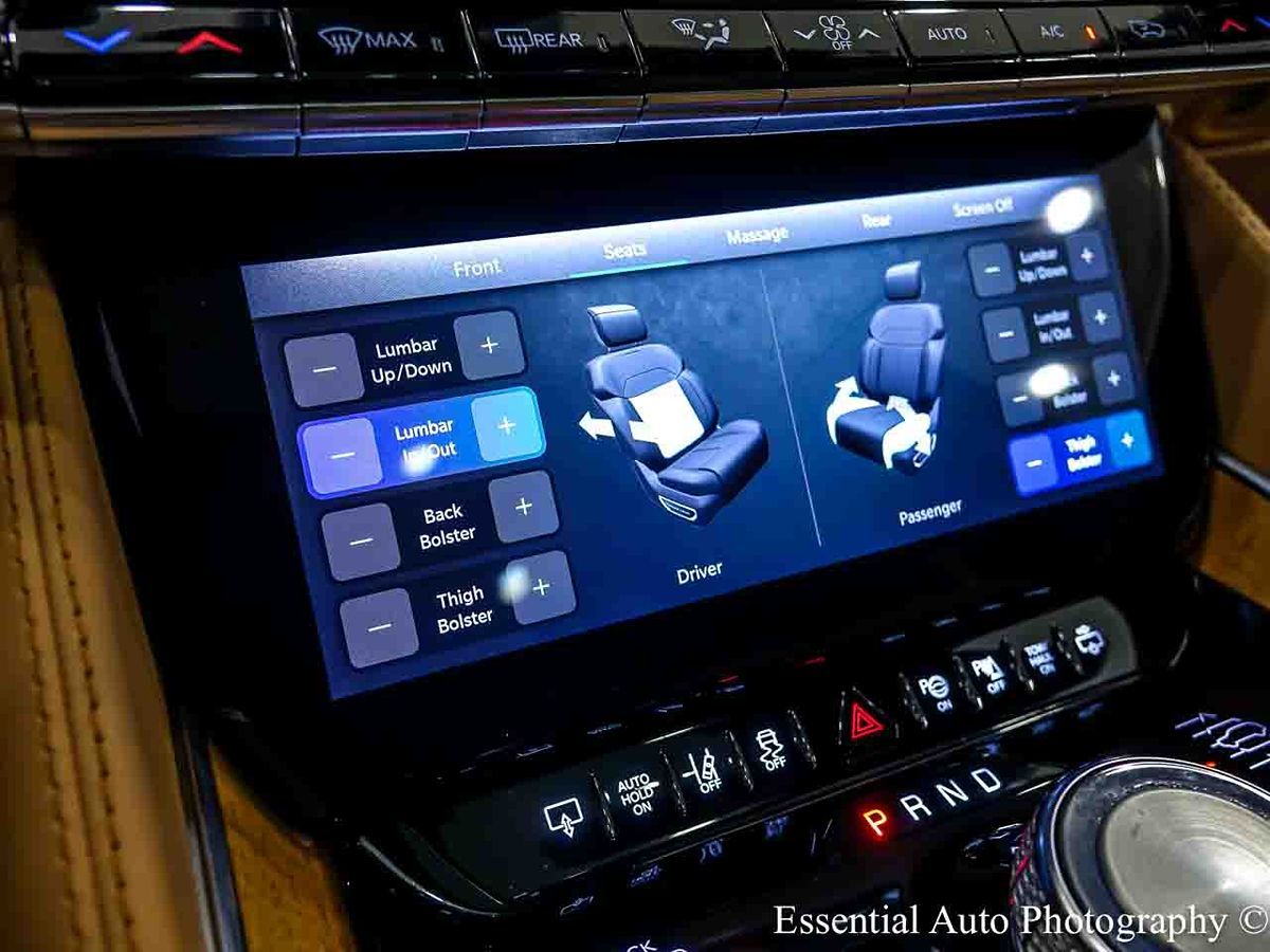 Photo 29 of this Jeep Grand Wagoneer