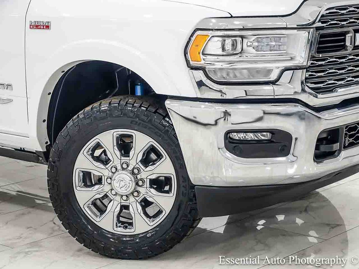 Photo 3 of this Ram 2500