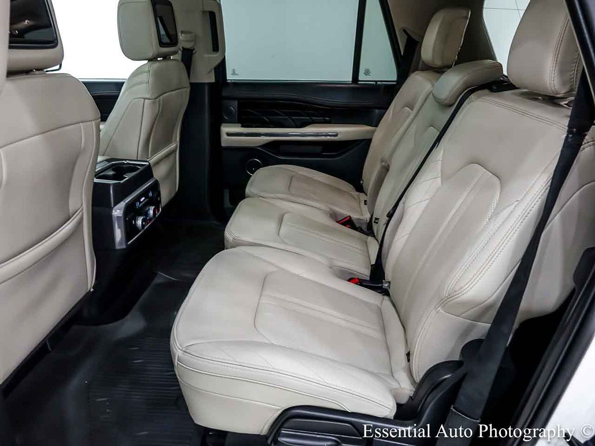 Photo 14 of this Ford Expedition Max