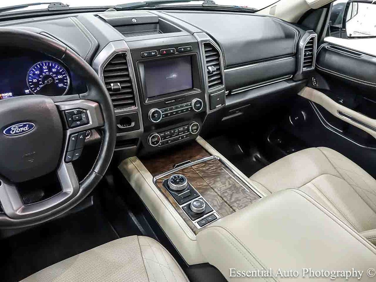 Photo 19 of this Ford Expedition Max