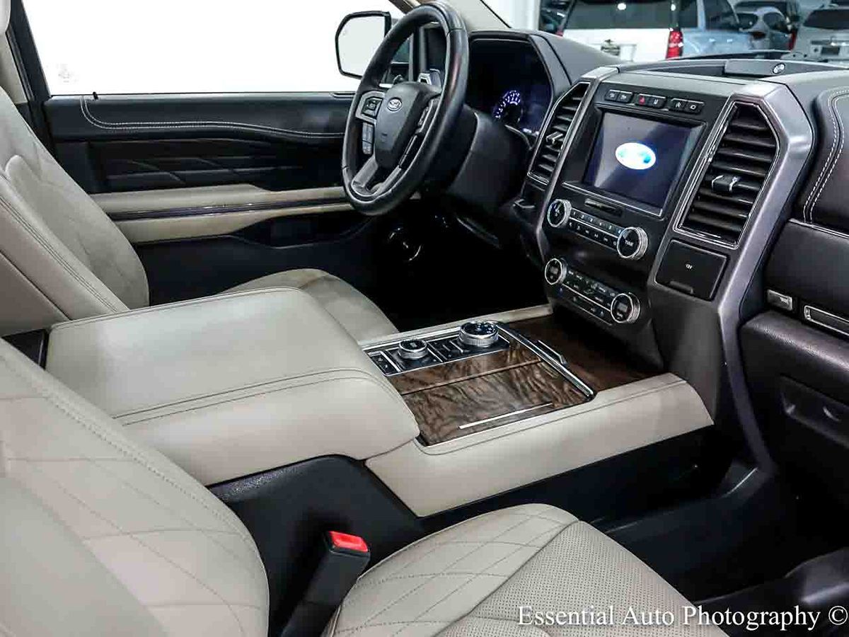 Photo 37 of this Ford Expedition Max