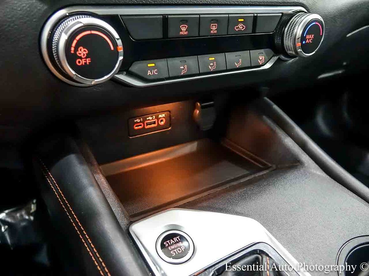 Photo 21 of this Nissan Altima