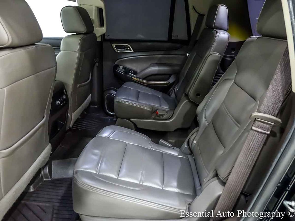 Photo 14 of this GMC Yukon