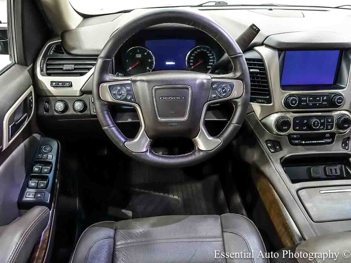 Photo 18 of this GMC Yukon