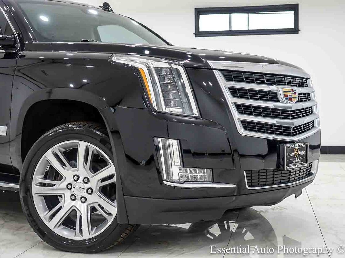 Photo 2 of this Cadillac Escalade ESV