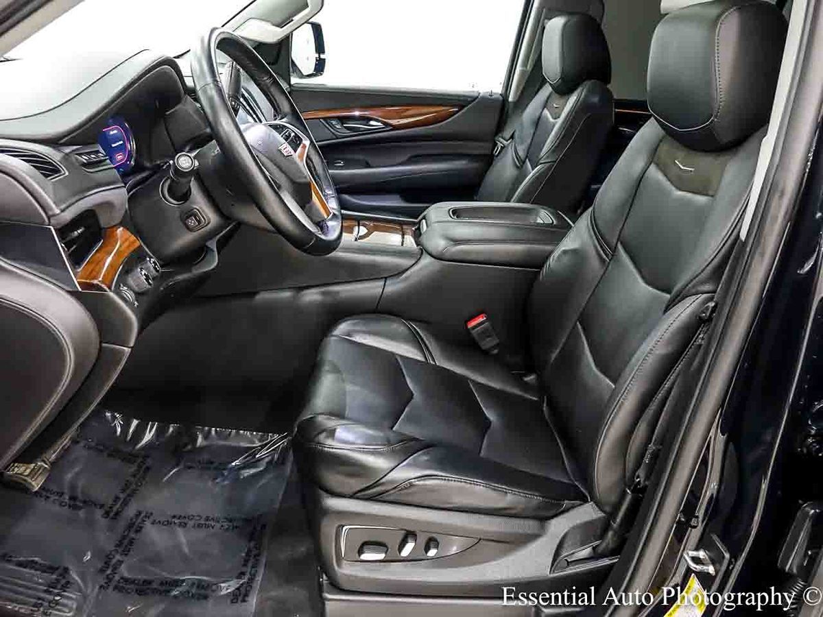 Photo 11 of this Cadillac Escalade ESV