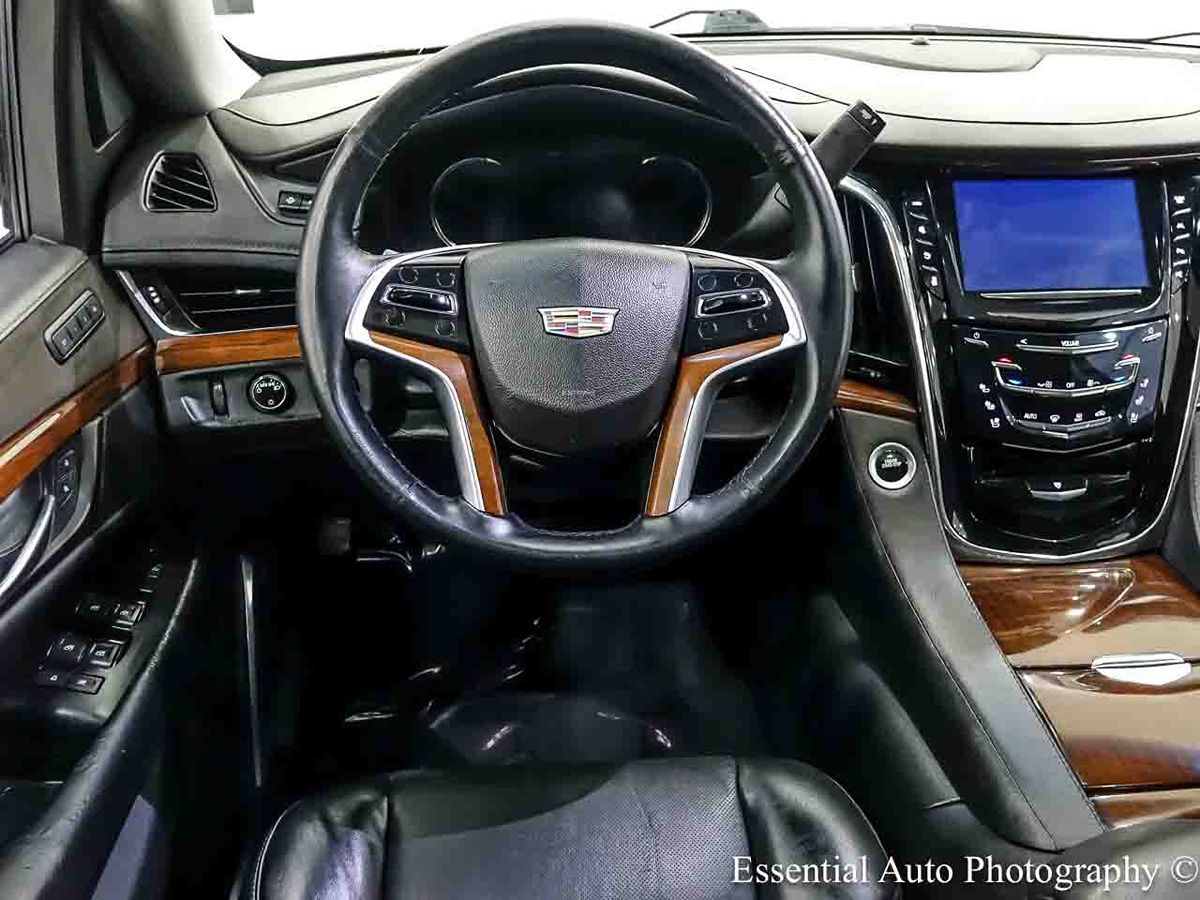 Photo 18 of this Cadillac Escalade ESV