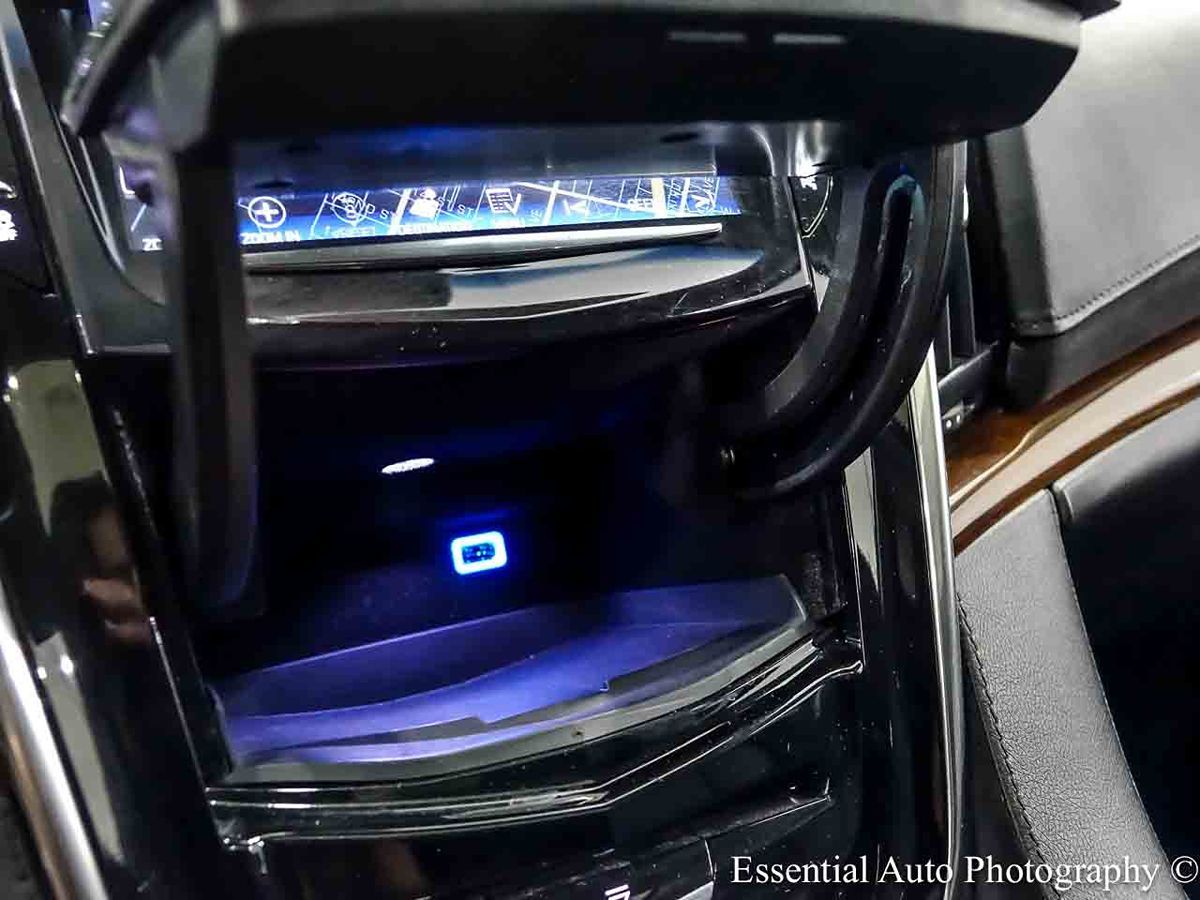 Photo 28 of this Cadillac Escalade ESV