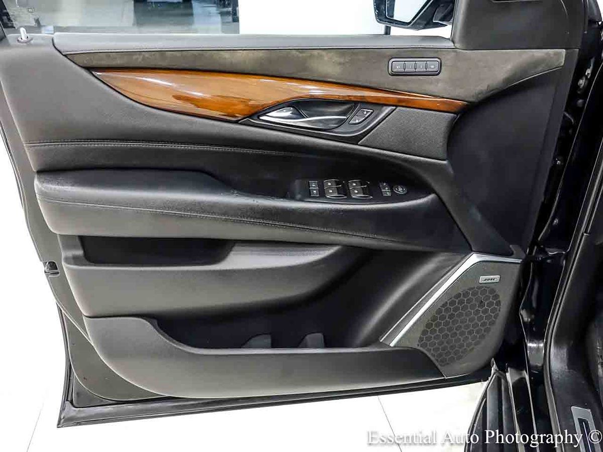 Photo 30 of this Cadillac Escalade ESV