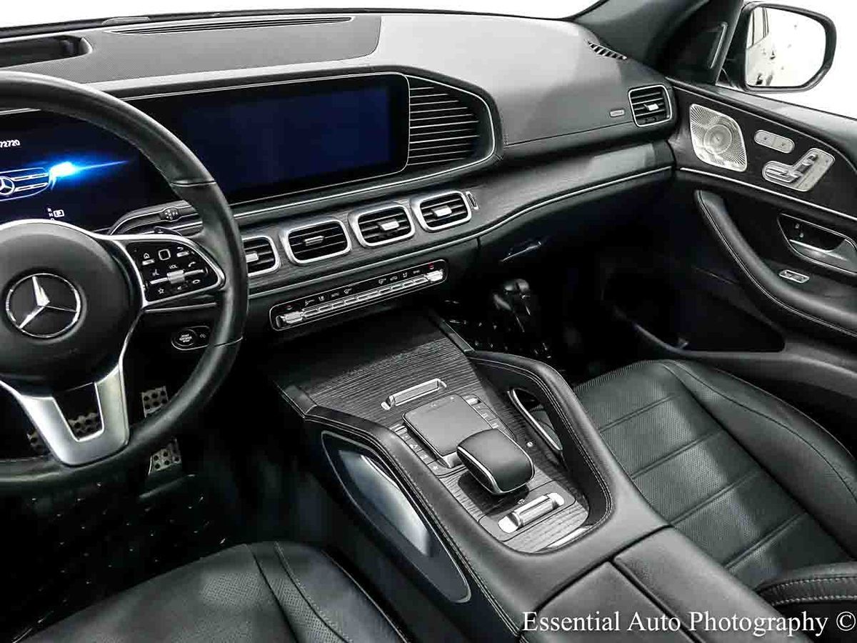 Photo 18 of this Mercedes-Benz GLS 450