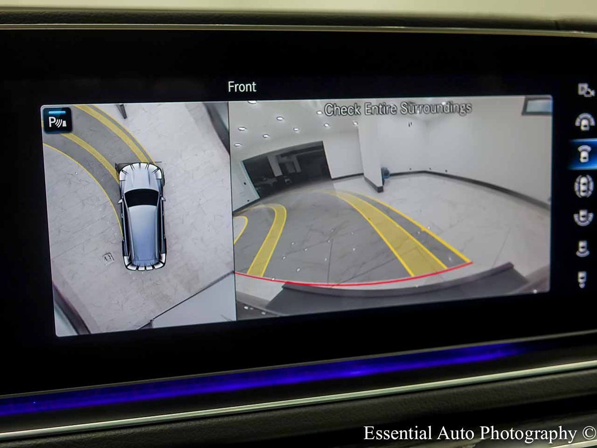 Photo 25 of this Mercedes-Benz GLS 450