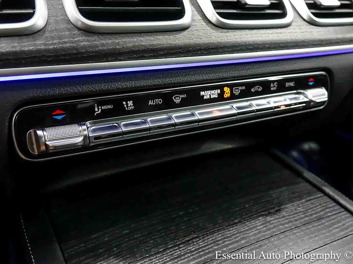 Photo 26 of this Mercedes-Benz GLS 450