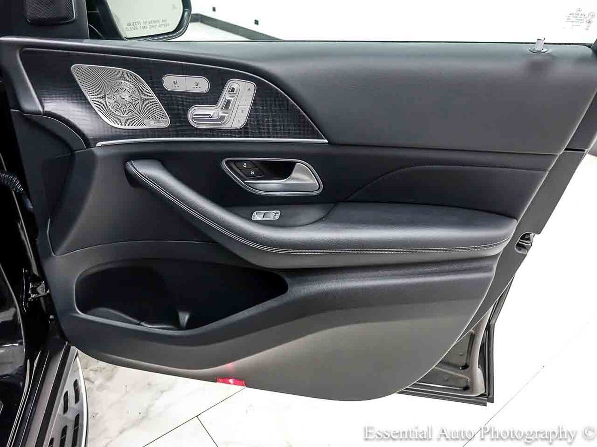 Photo 34 of this Mercedes-Benz GLS 450