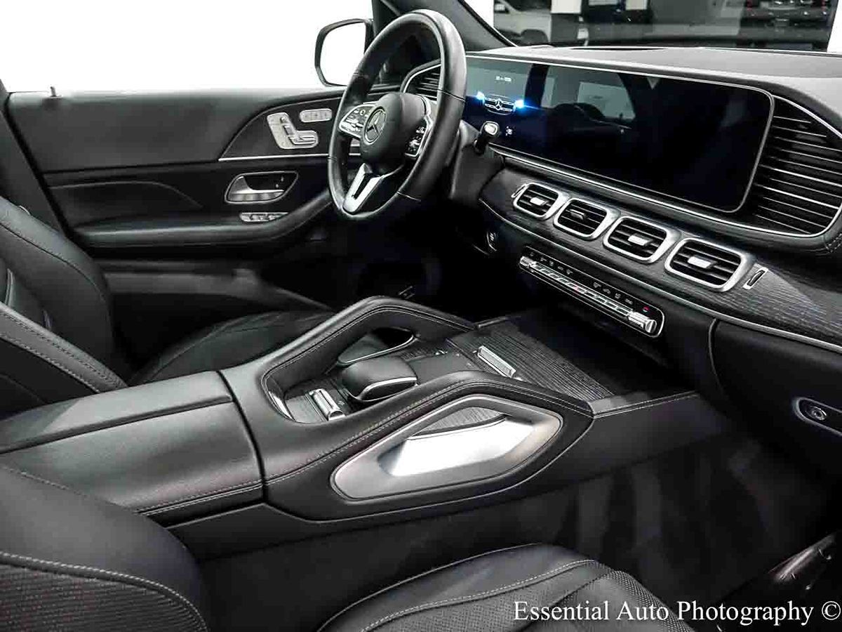 Photo 35 of this Mercedes-Benz GLS 450